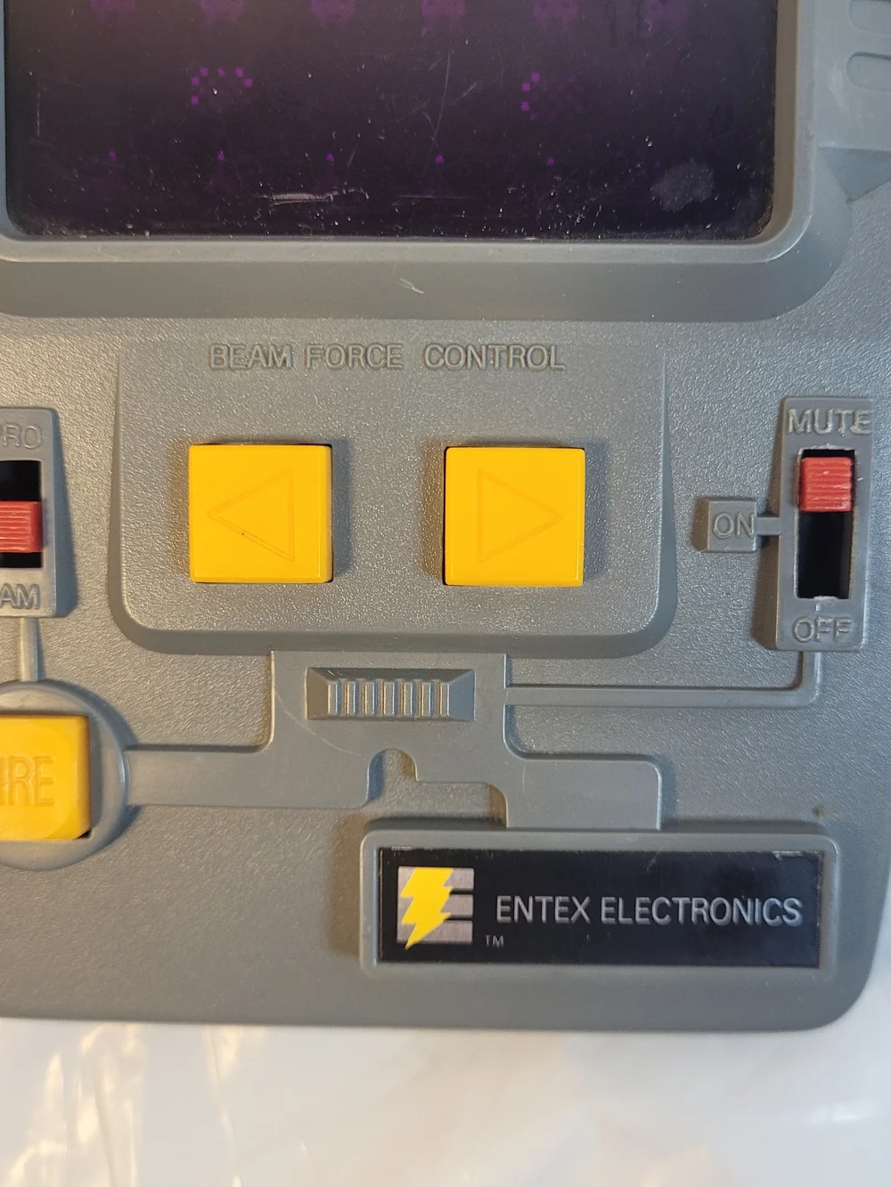 1981 Entex Space Invaders Handheld Portable Video Arcade Game TESTED & WORKING!